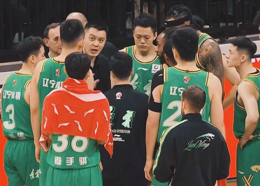 江南体育app-辽篮崩盘，王朝落幕的前兆，还是另有隐情